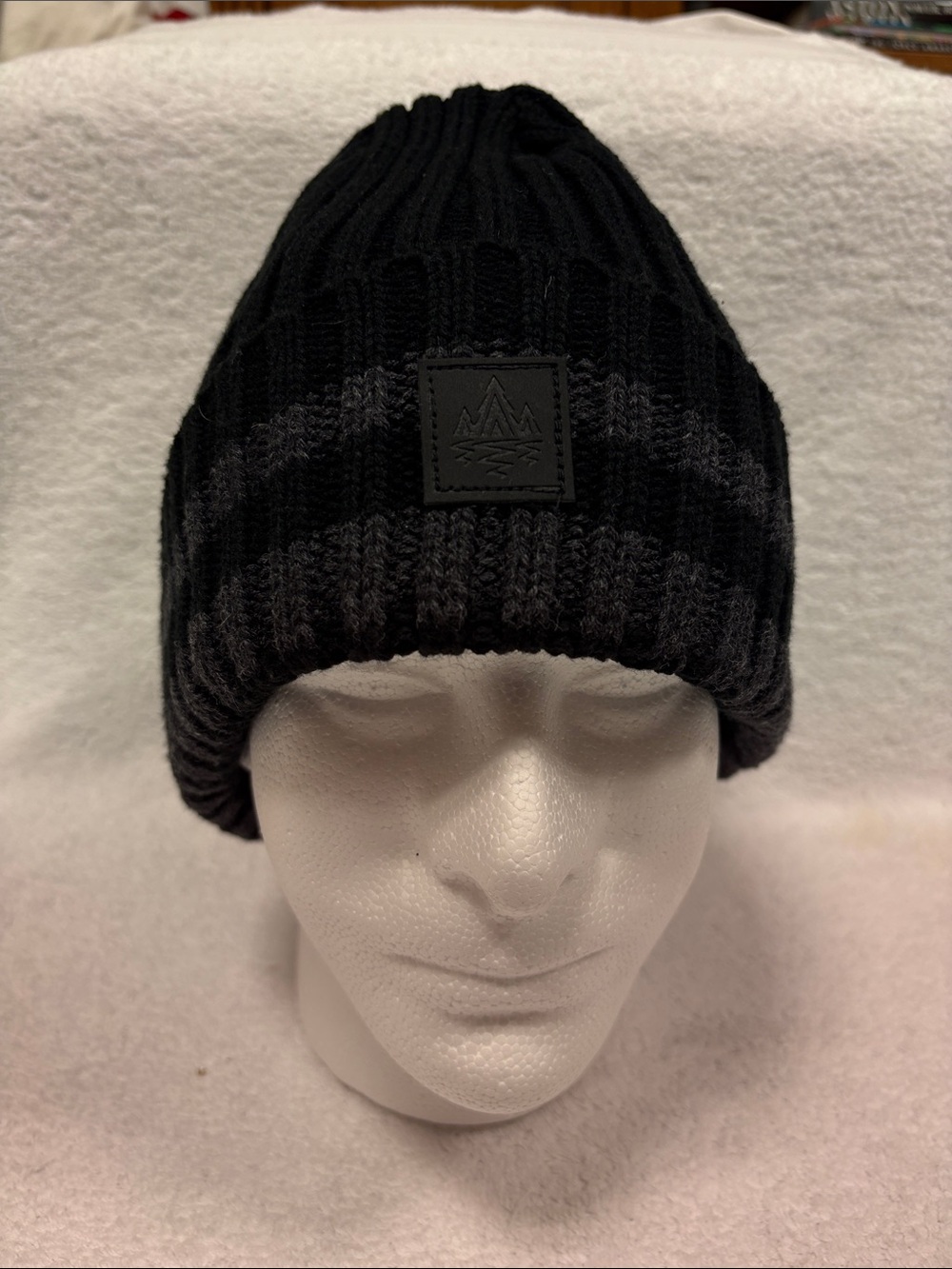 RAINFOREST Black Ribbed Knit Beanie fleece lined with Dark Gray Stripe one size